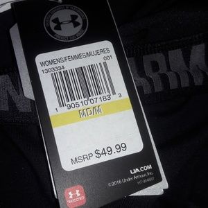 🎁nwt new striped Under Armour leggings nwt